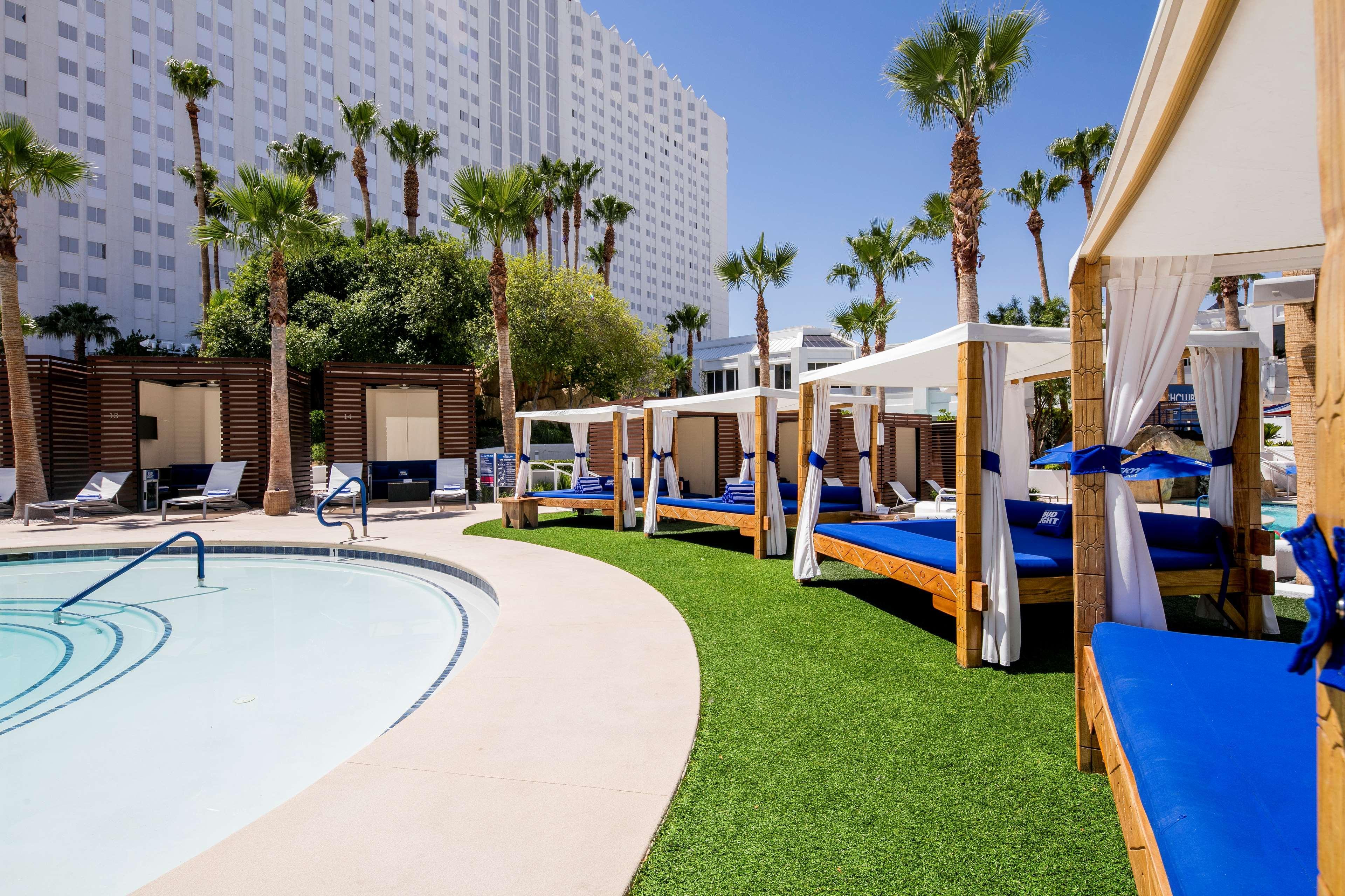 Tropicana Vegas A Doubletree By Hilton & Casino - Free Parking