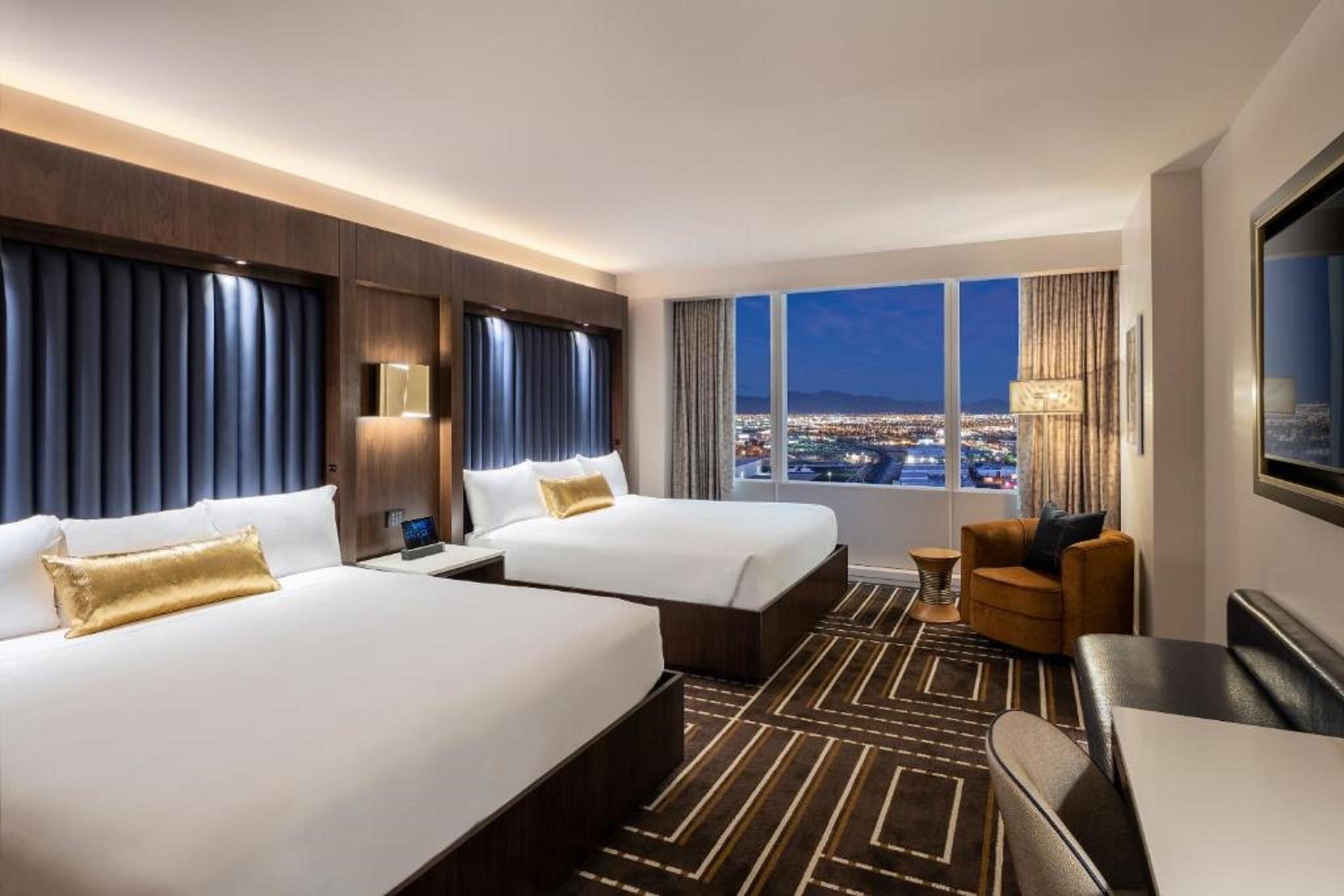 Hotel Circa & Casino - Adults Only