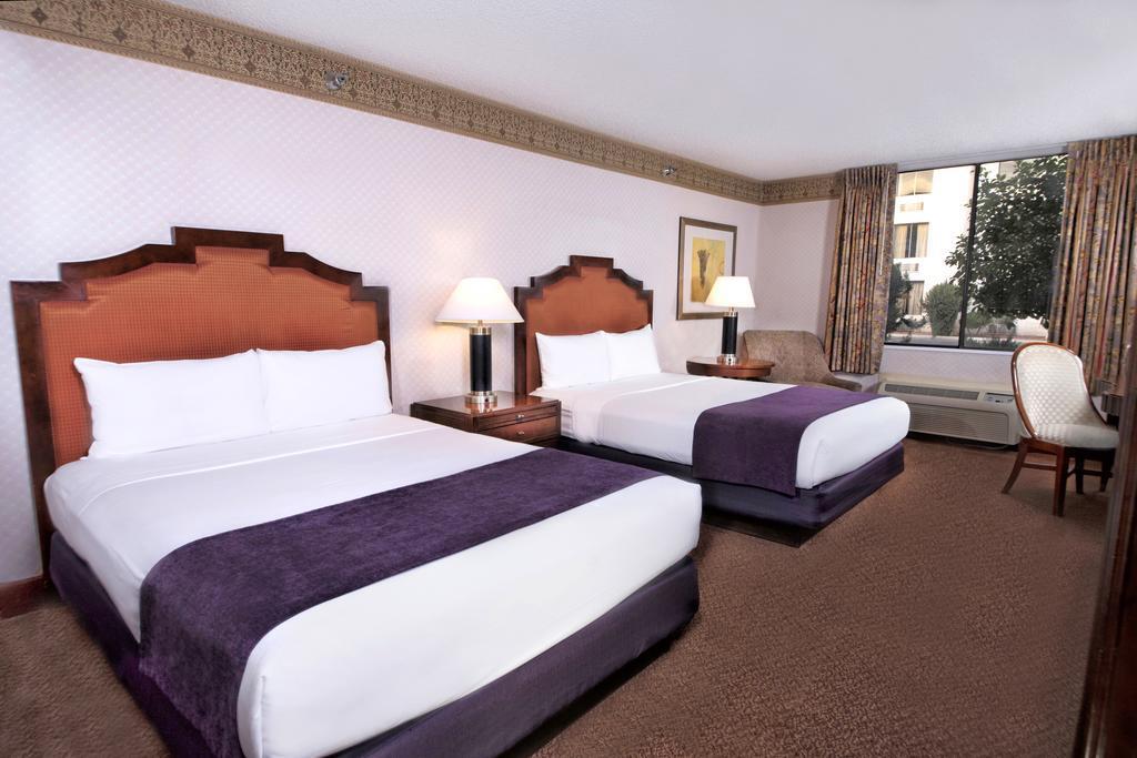 Resort Circus Circus Hotel, Casino & Theme Park 3*