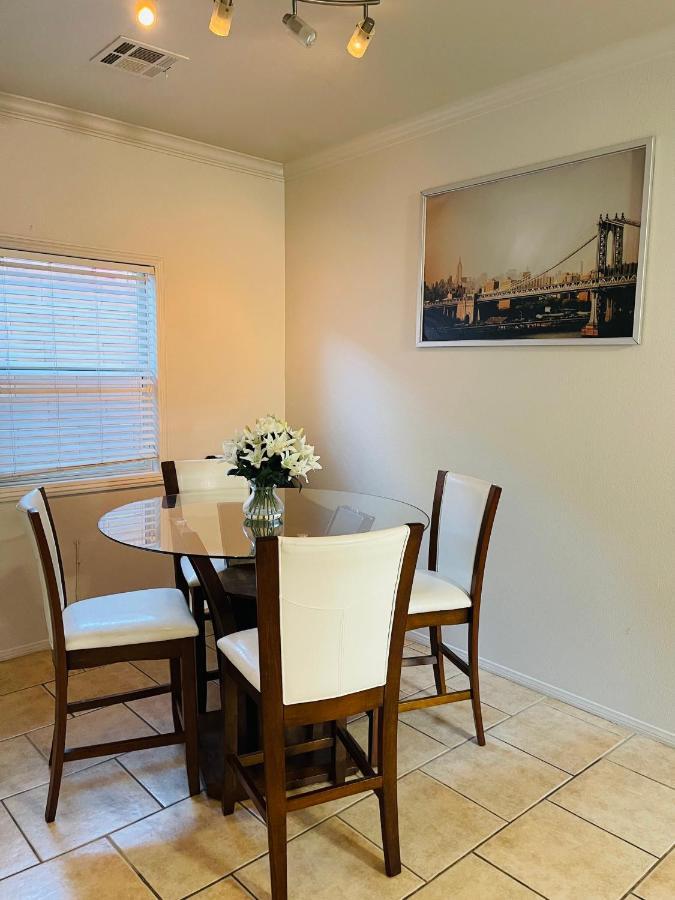 3br King Suite/near Strip/wi-fi Holiday home *