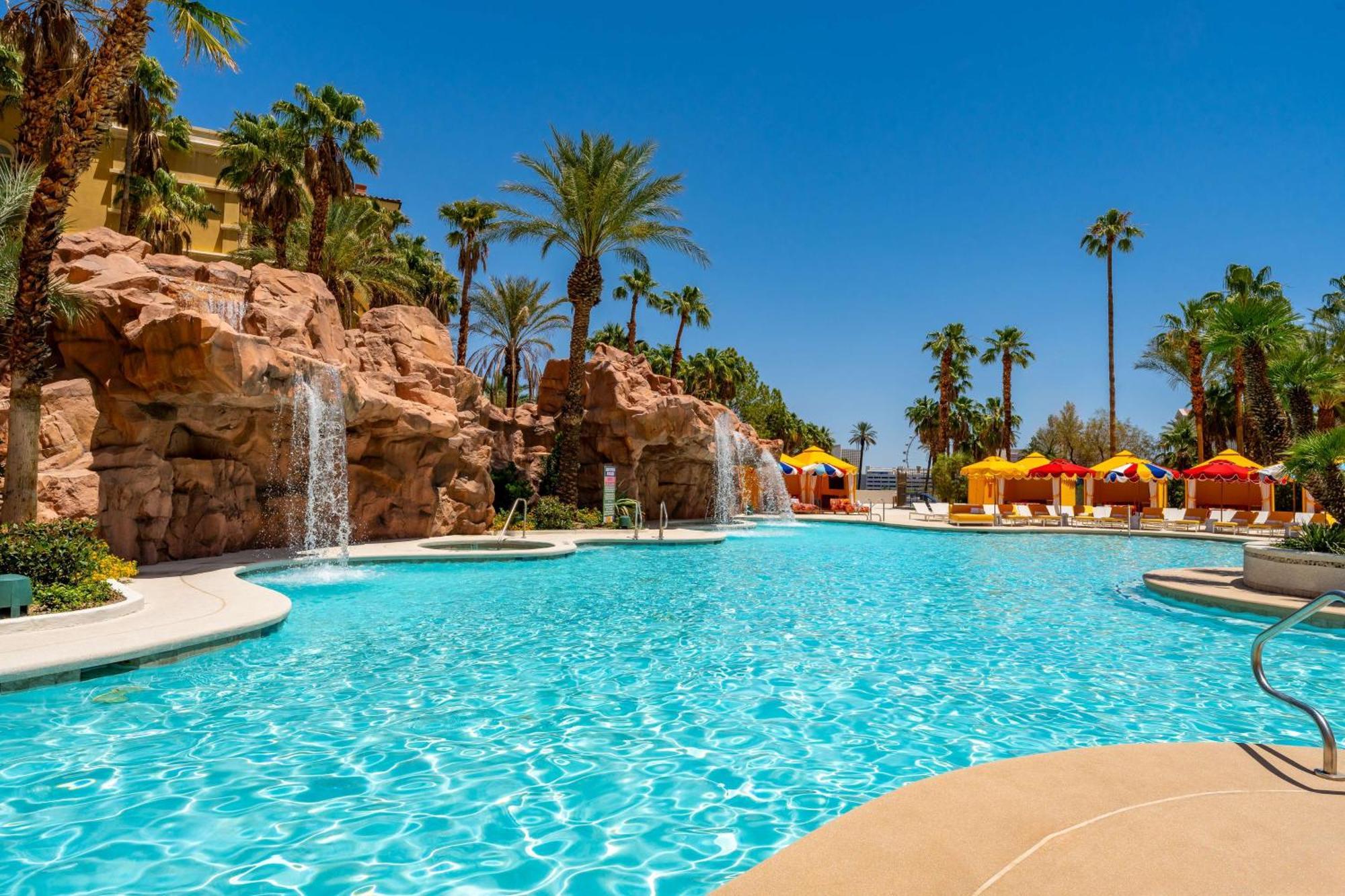 Rio & Casino Resort 4*