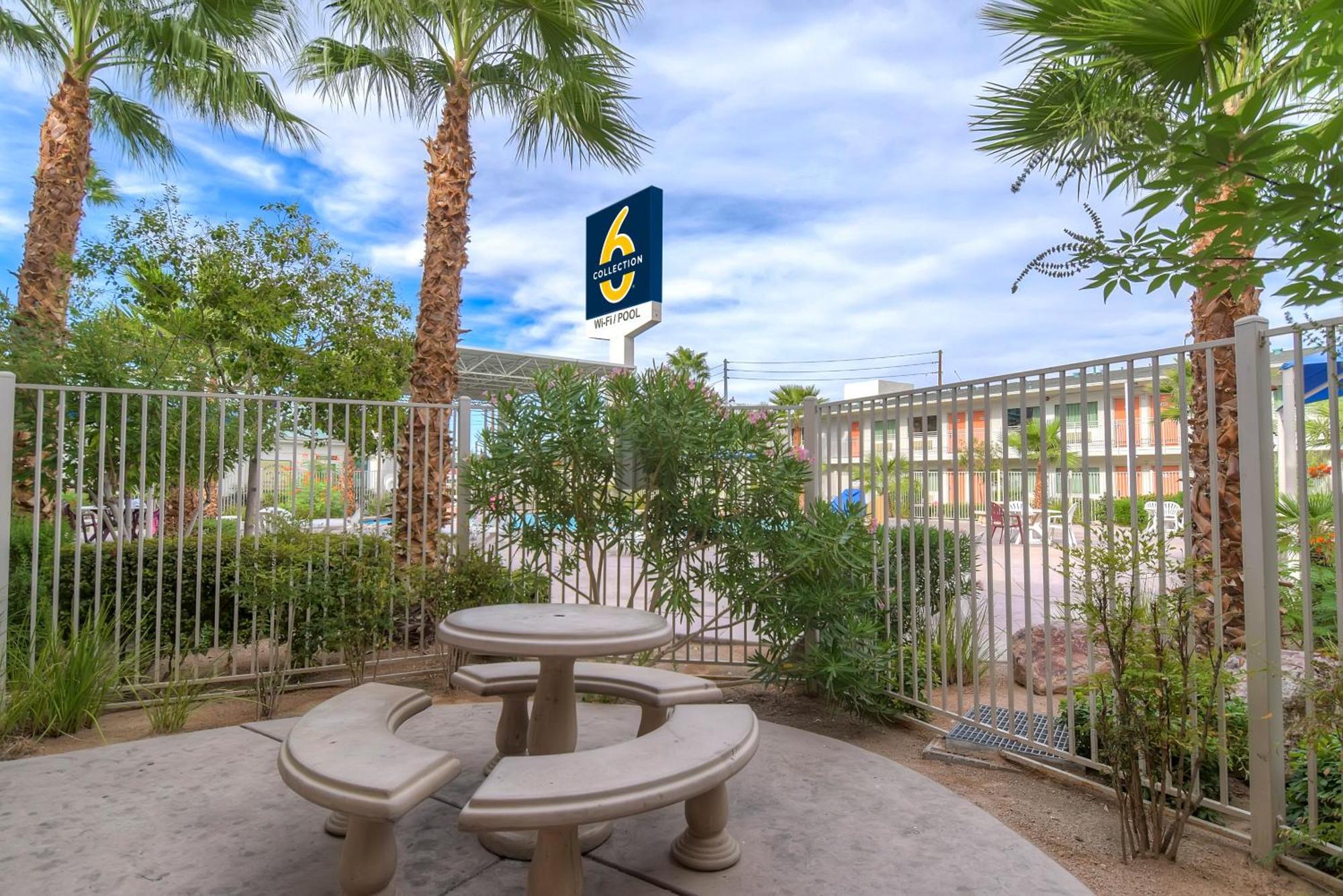 Studio 6 Suites Las Vegas, Nv - Tropicana Hotel