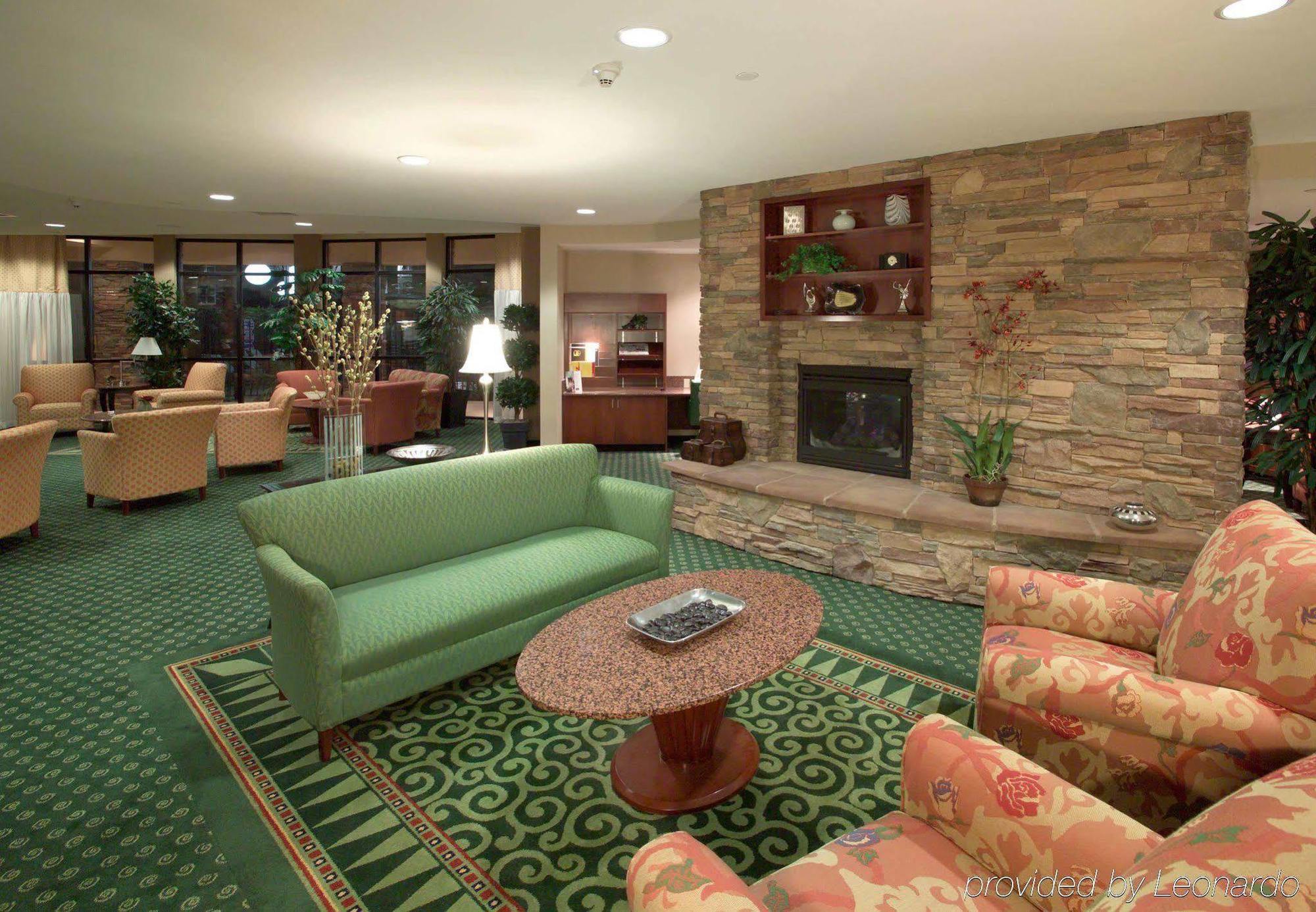 Courtyard By Marriott Stadium Area Hotel