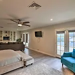 Las Vegas House With Pool And Hot Tub - 1 Mi To Strip!