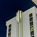 Mgm Signature-32-607 F1 Track & Strip View Balcony
