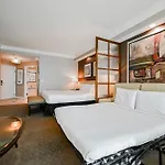 Stripviewsuites At Signature