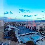 Luxury Mgm Studio With Pool Gym And Jacuzzi Bathtub