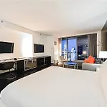Palms Place Hotel Stripview With Open Balcony -33