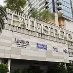 Palms Place Hotel Stripview With Open Balcony -33