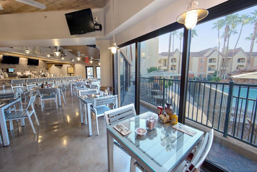 Resort Holiday Club Vacations At Desert Club