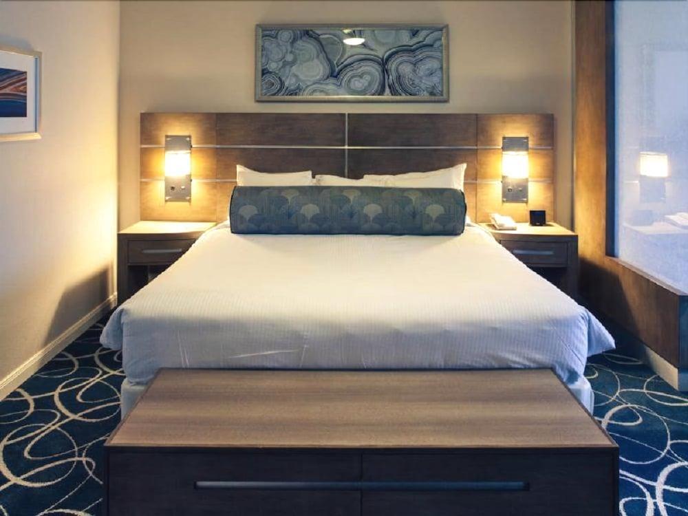 Club Wyndham Desert Blue Resort