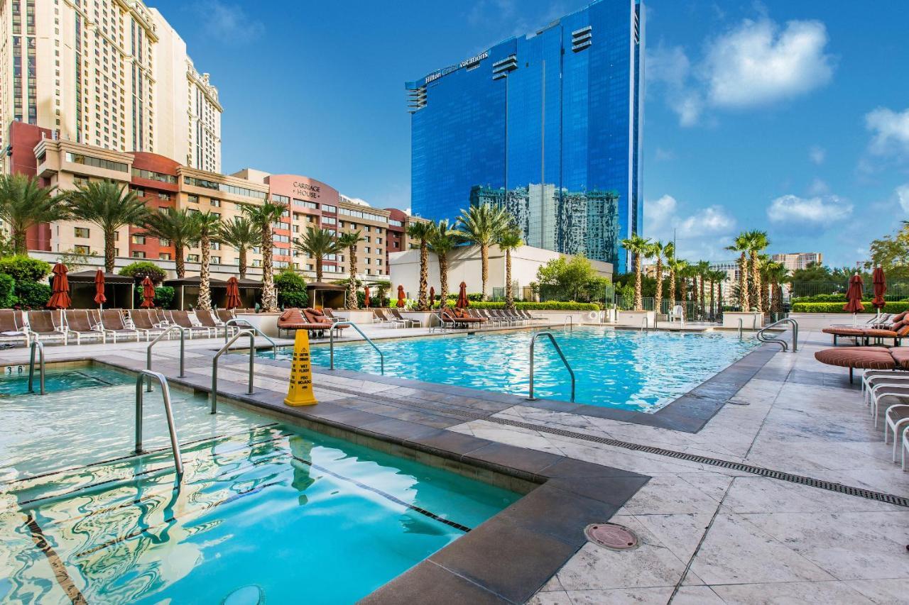 * No Fees * Strip View * Mgm Studio-2307 Holiday home *