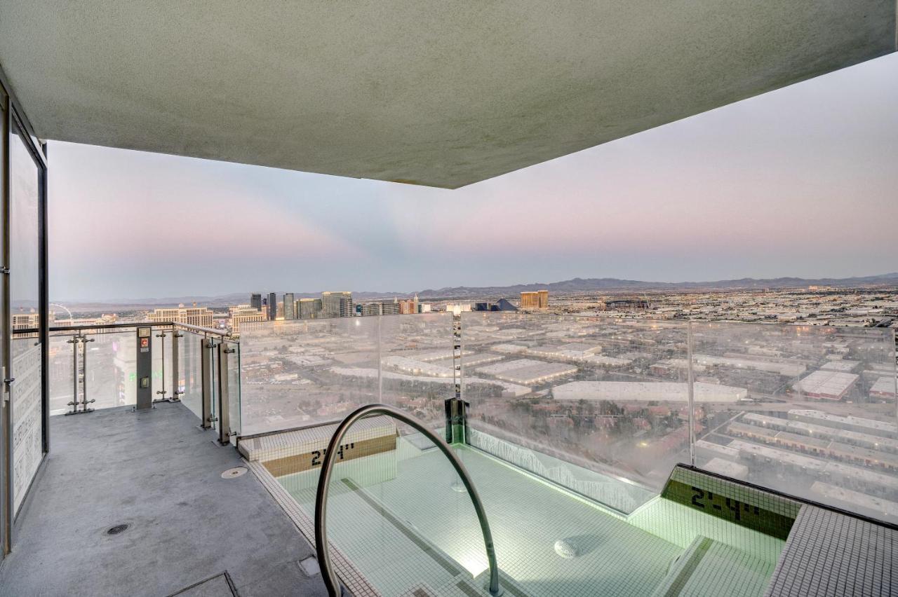 Aparthotel Stripviewsuites At Palms Place 4*