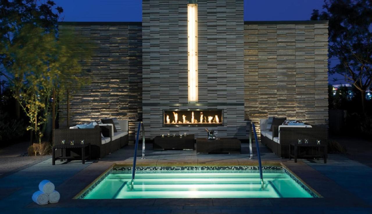 Stripviewsuites At Palms Place