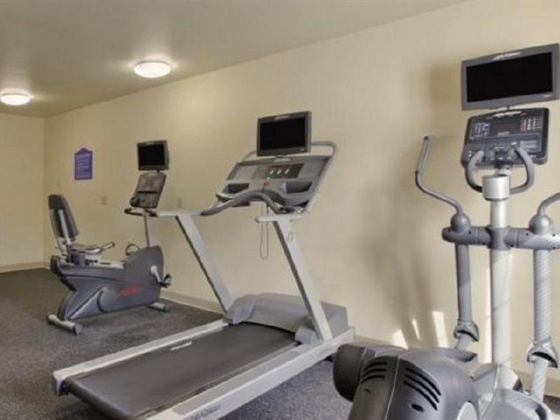 Hotel Howard Johnson Vegas / Near Nellis Afb 3*