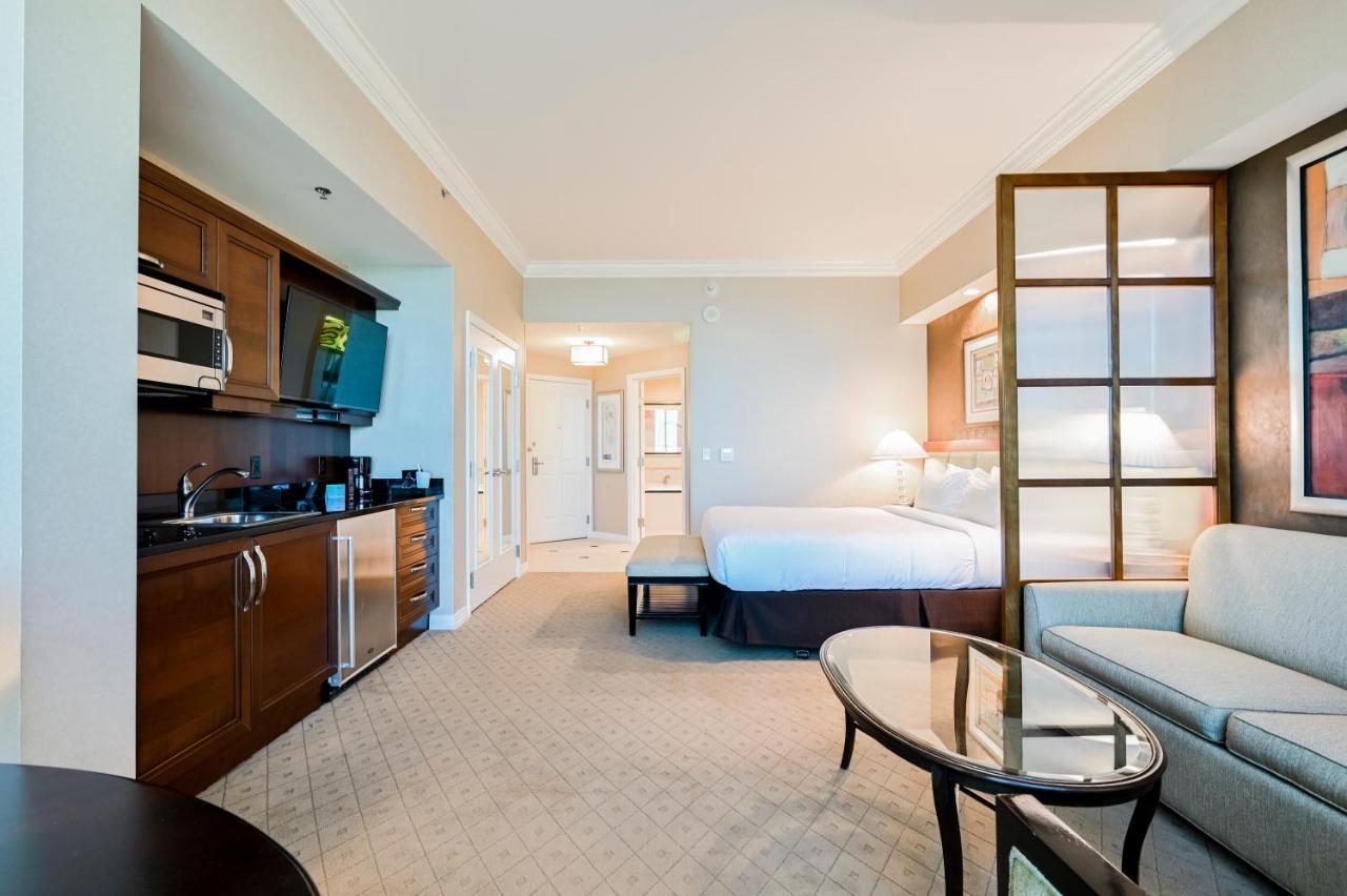 Stripviewsuites At Signature Aparthotel 3*