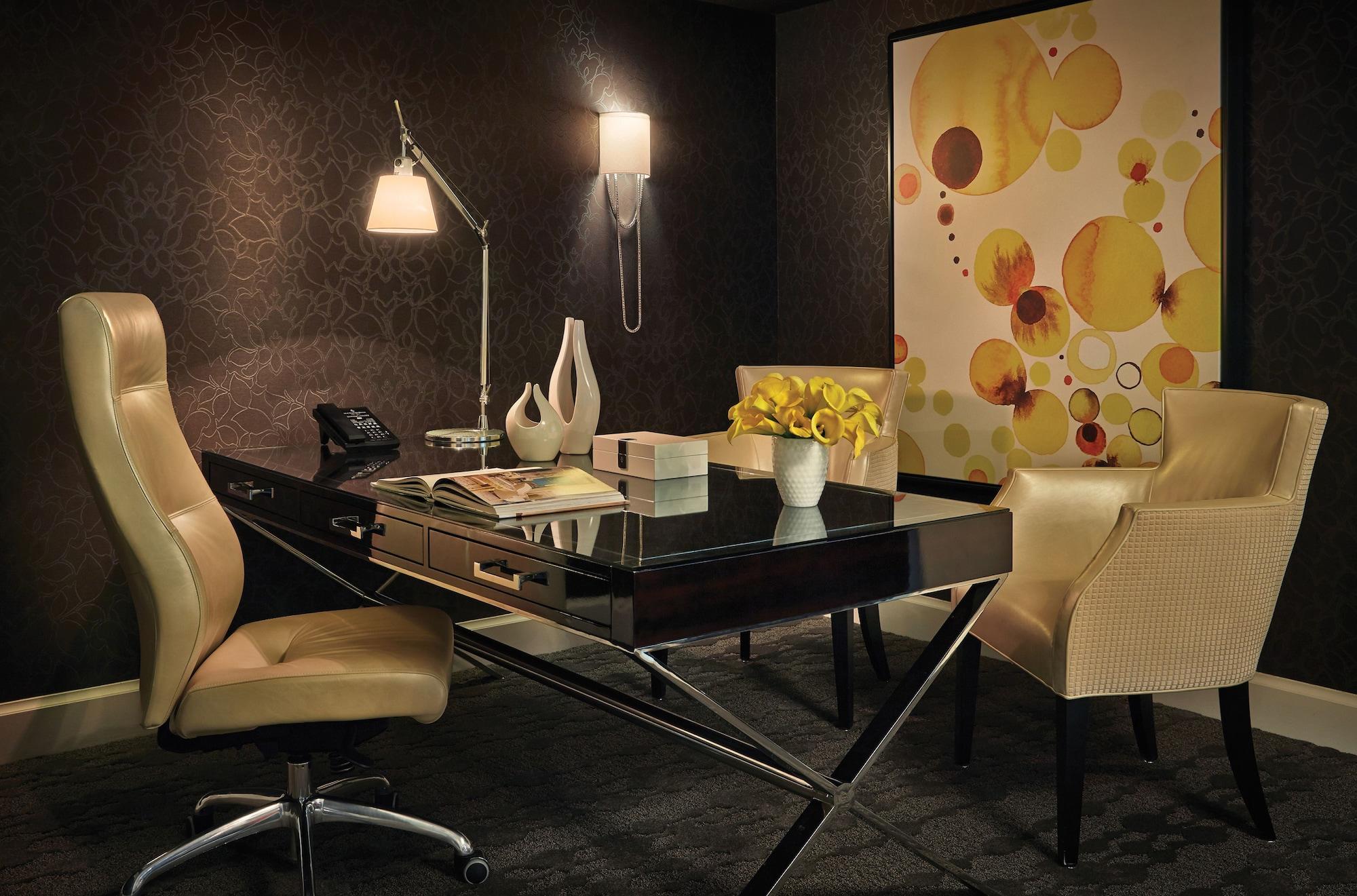 Four Seasons 5*
