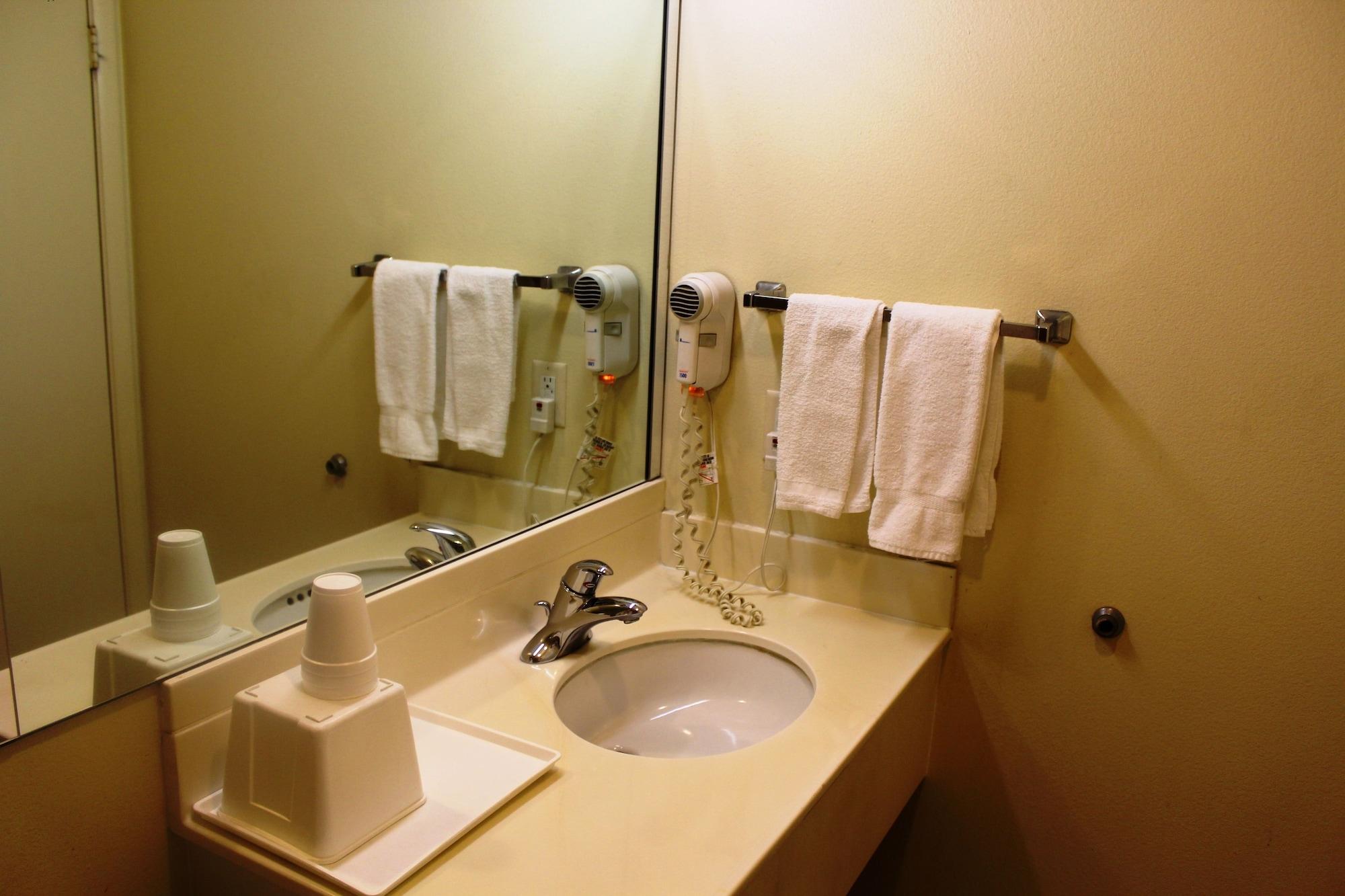 Shalimar Hotel 2*
