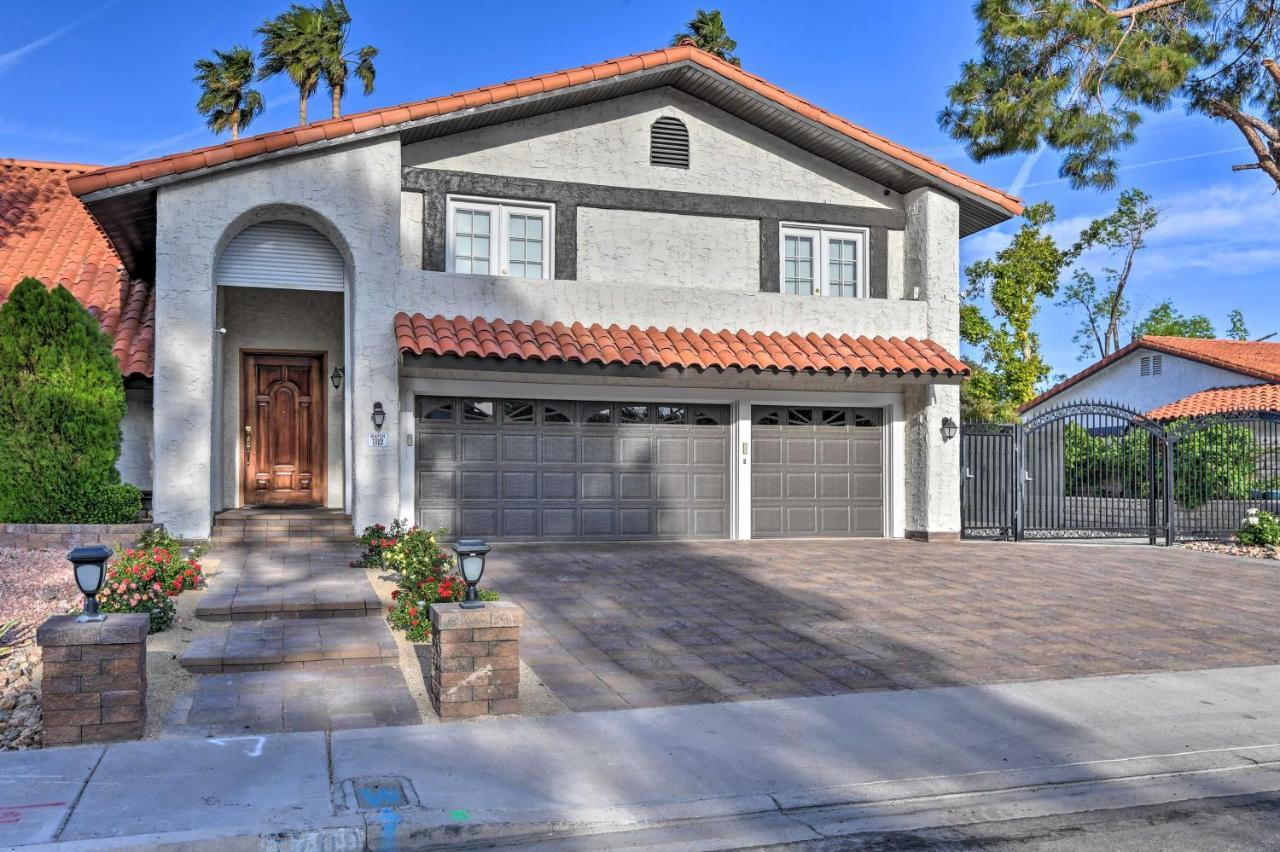 House With Pool And Hot Tub - 1 Mi To Strip! *