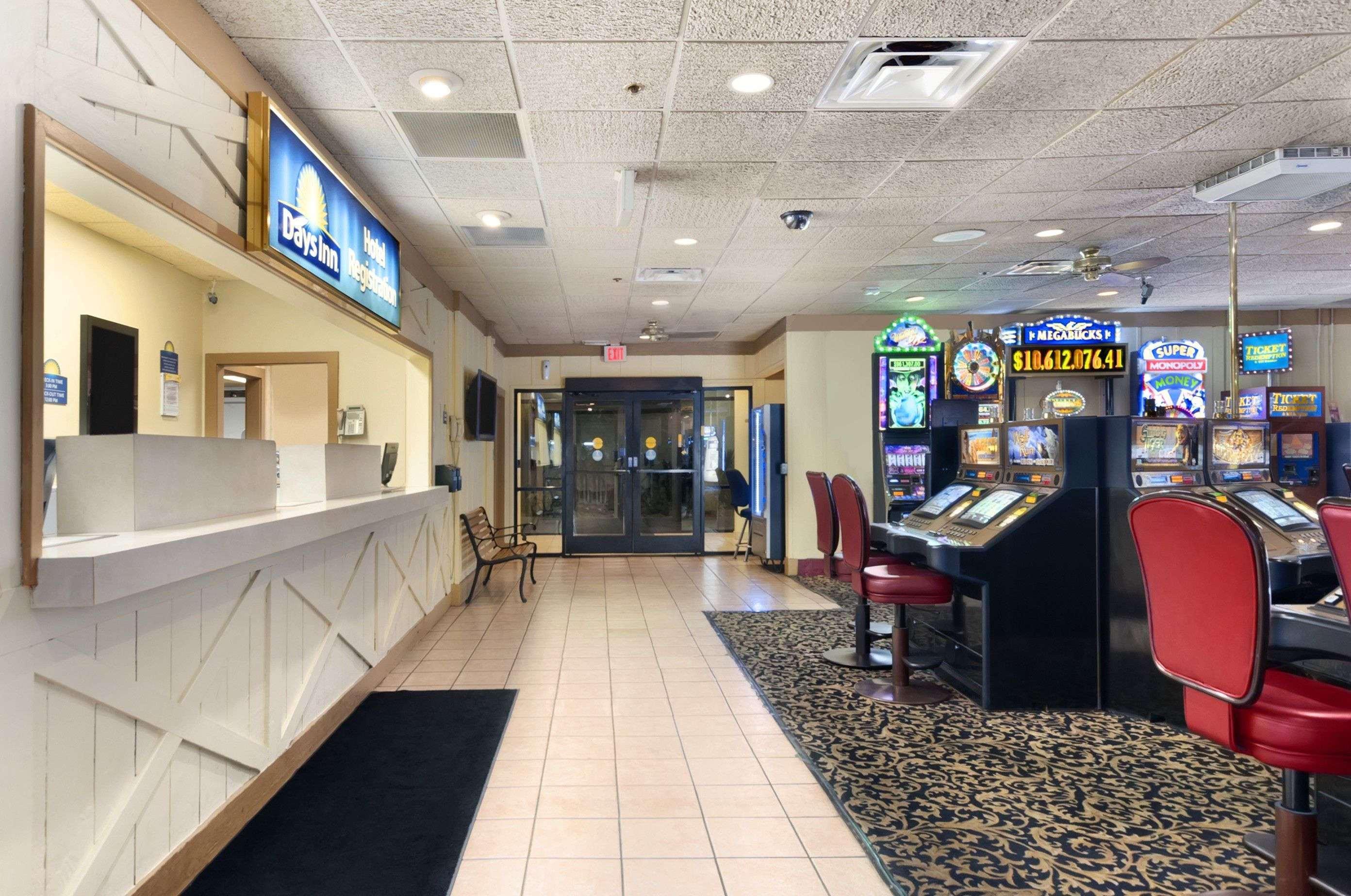 Days By Wyndham Wild Wild West Gambling Hall Hotel 3*