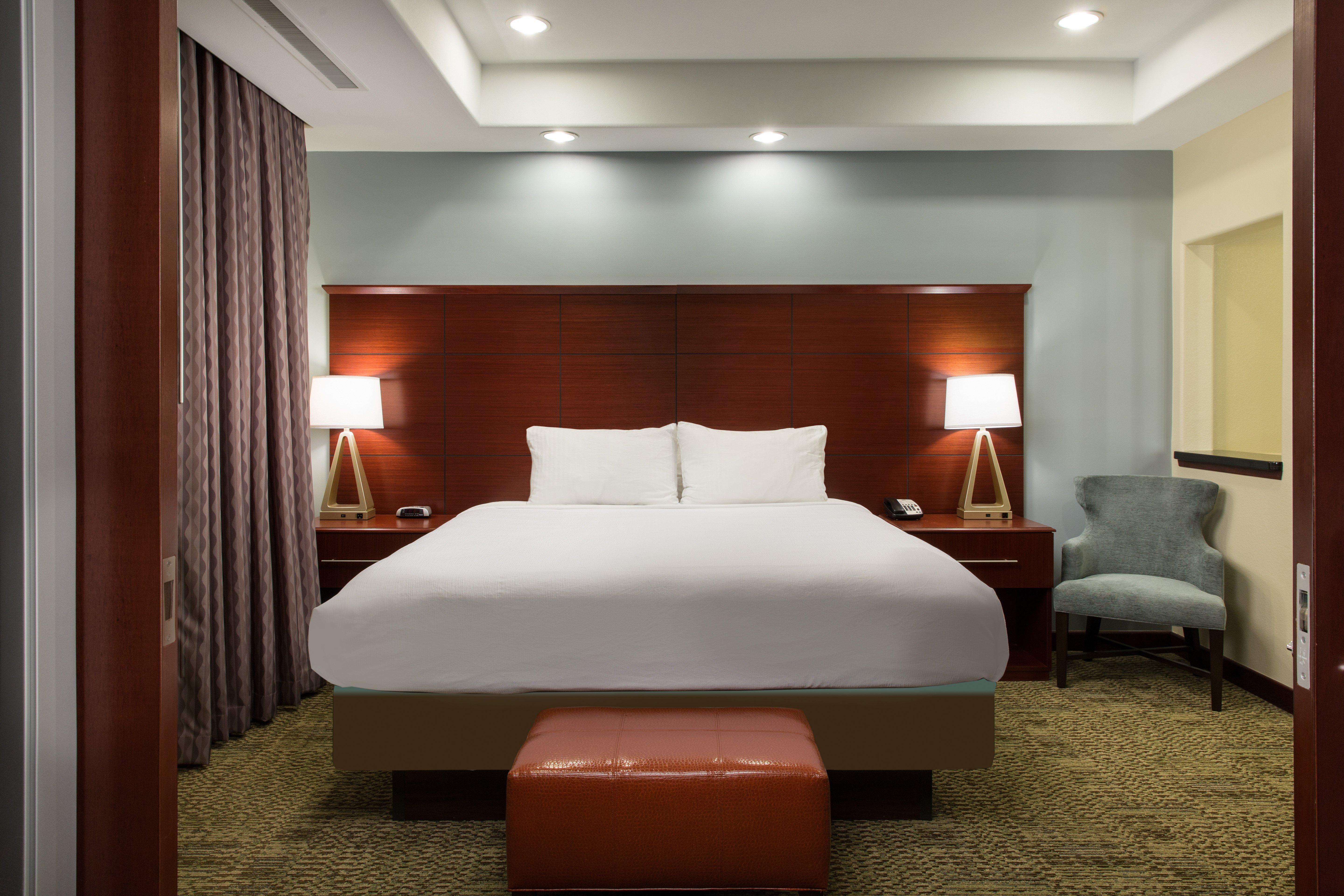 Staybridge Vegas - Stadium District 3*
