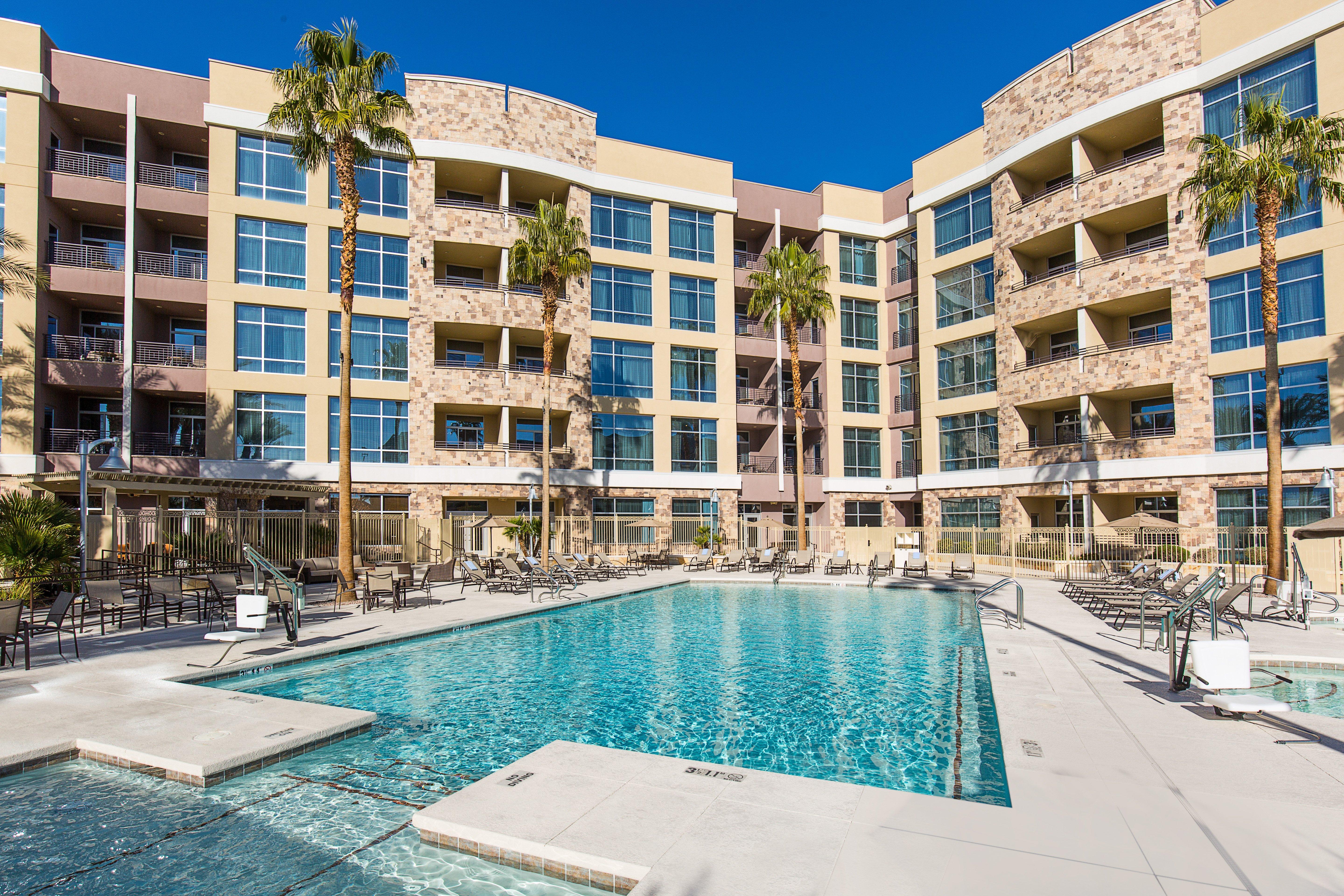 Staybridge Vegas - Stadium District 3* Las Vegas