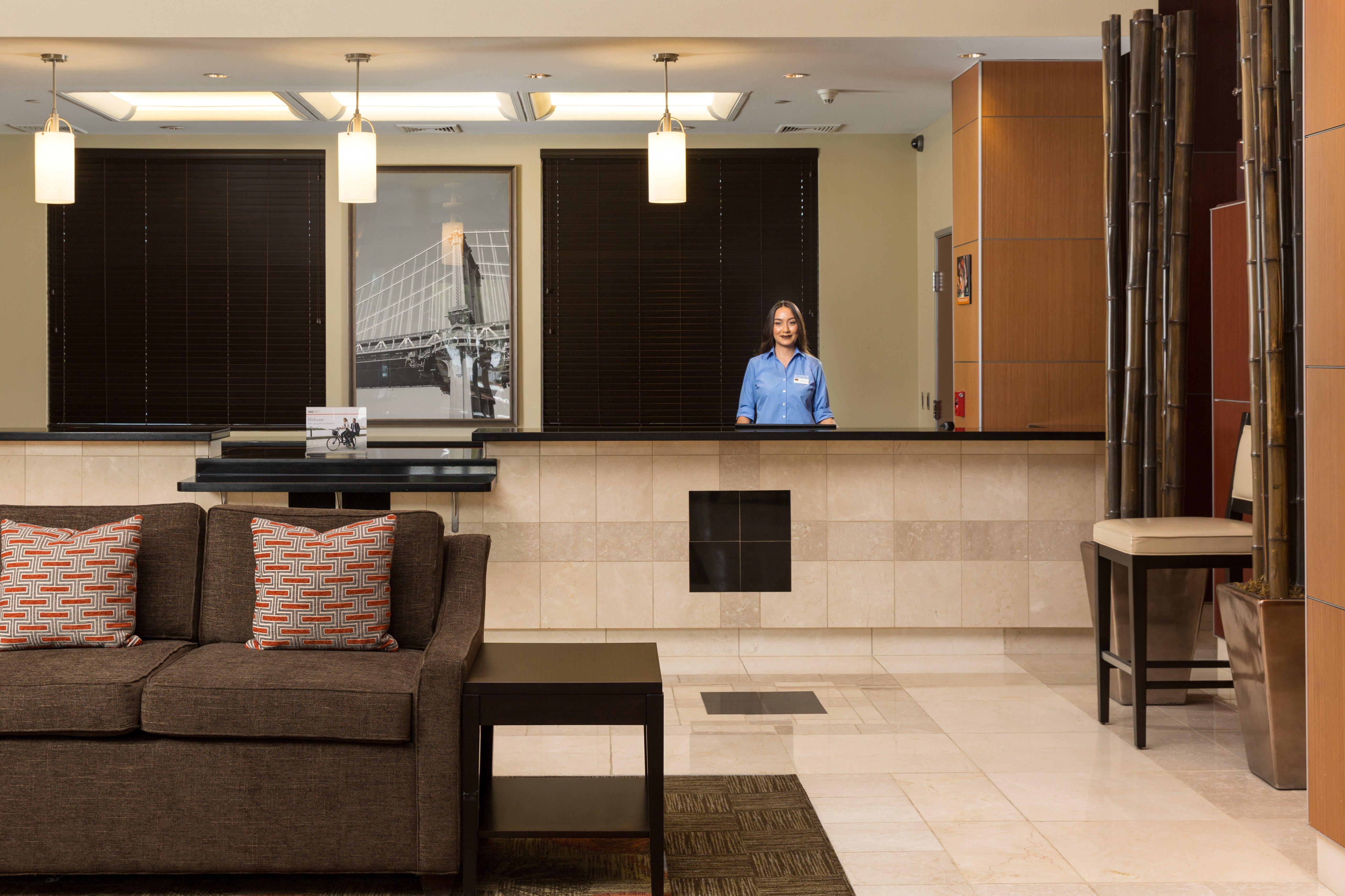 Hotel Staybridge Vegas - Stadium District