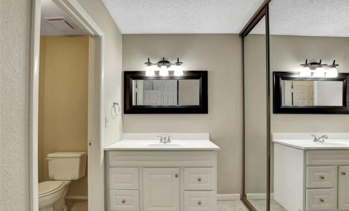 Perfect 4 Bedroom 10 Mins To The Strip Holiday home Las Vegas
