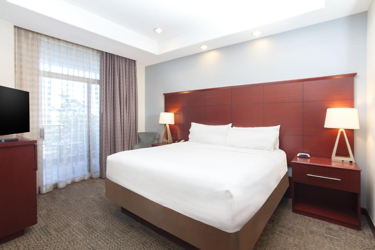 Hotel Staybridge Vegas - Stadium District 3*