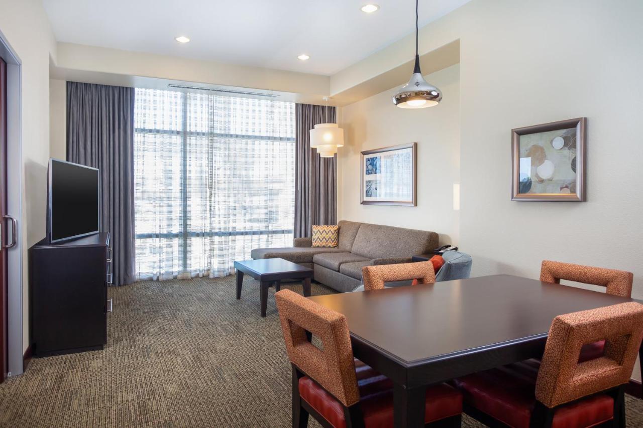 Staybridge Vegas - Stadium District Hotel 3*