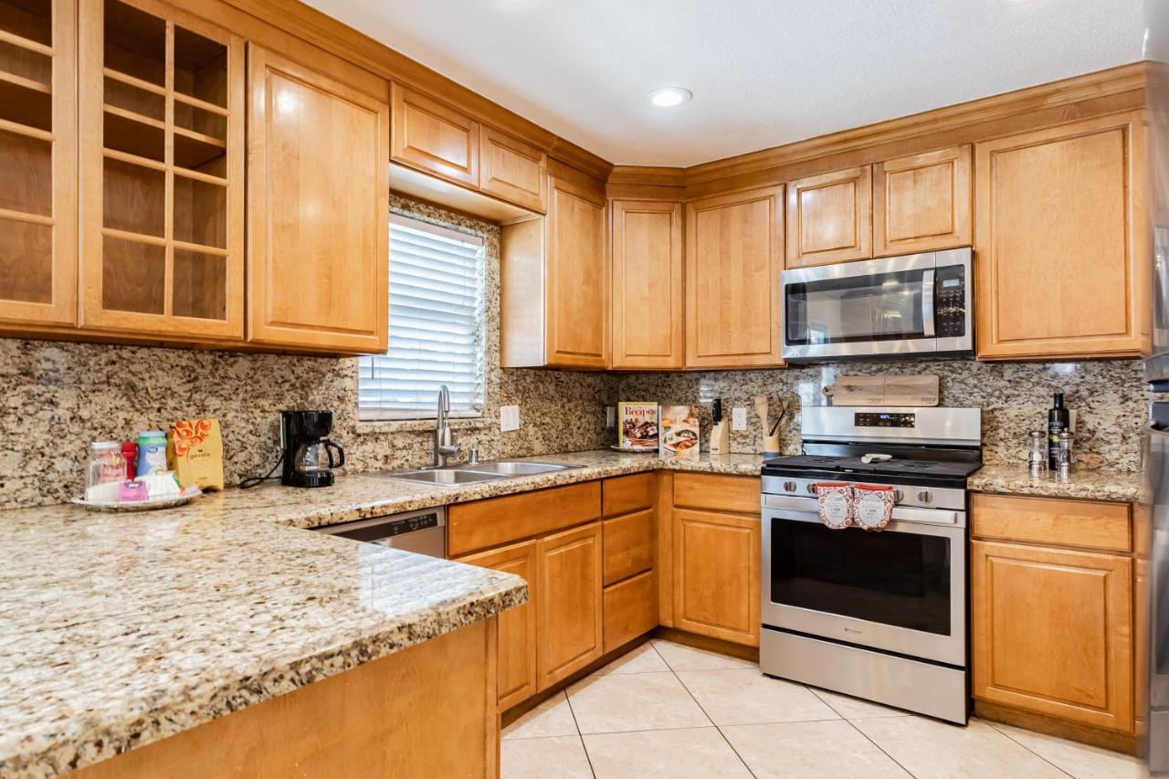 Holiday home The Vegas Escape - Near The Airport/strip With Pool *