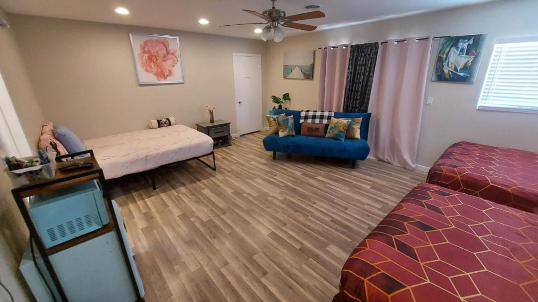 Homestay Heart Of Vegas Shared House