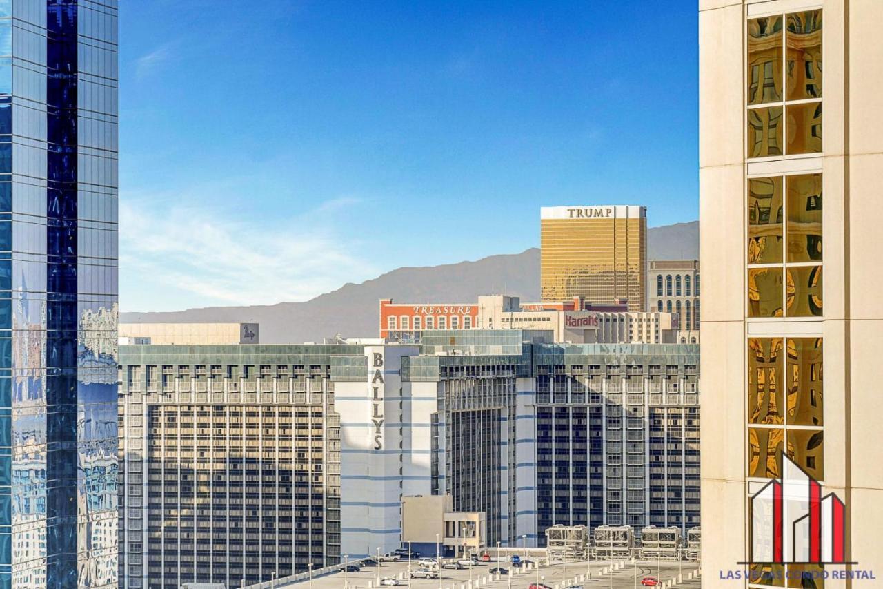 Mgm Signature-22-707 F1 Track & Strip View Balcony Holiday home Las Vegas