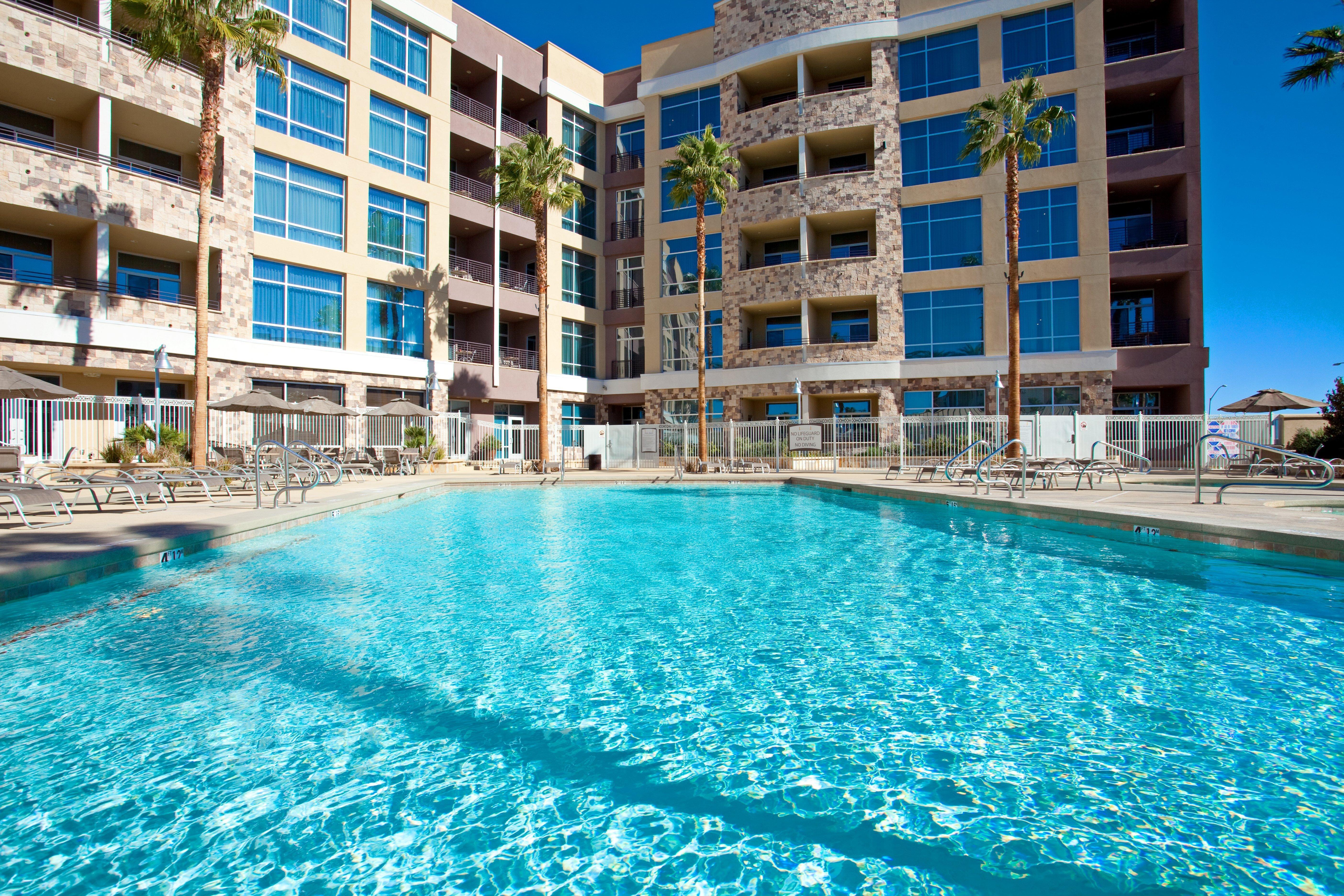 Staybridge Vegas - Stadium District 3* Las Vegas