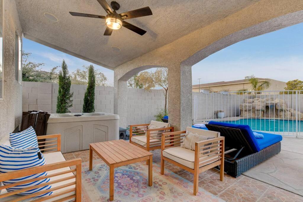 Beautiful 5br W/king Beds, Pool & Hot Tub, Games Holiday home Las Vegas