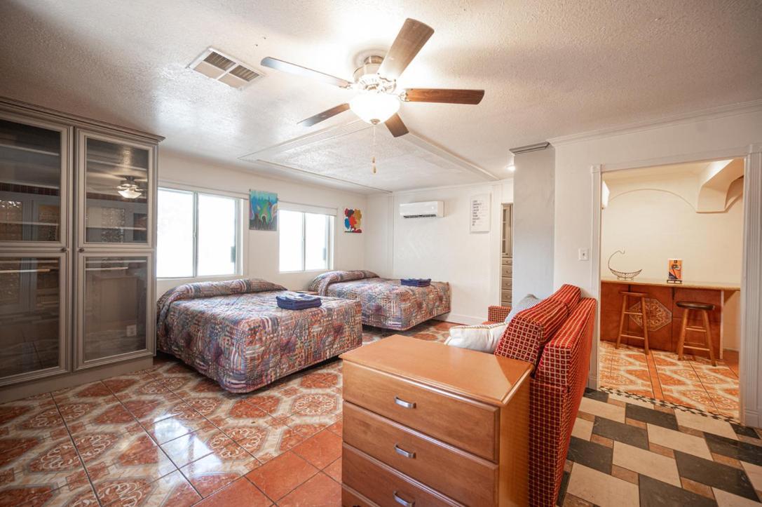 Apartment 16 Large Studio With Kitchenette *