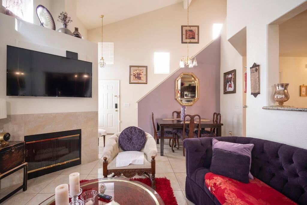 Holiday home South Point Mgm 7 Mi. Lv Raiders, Adults Only