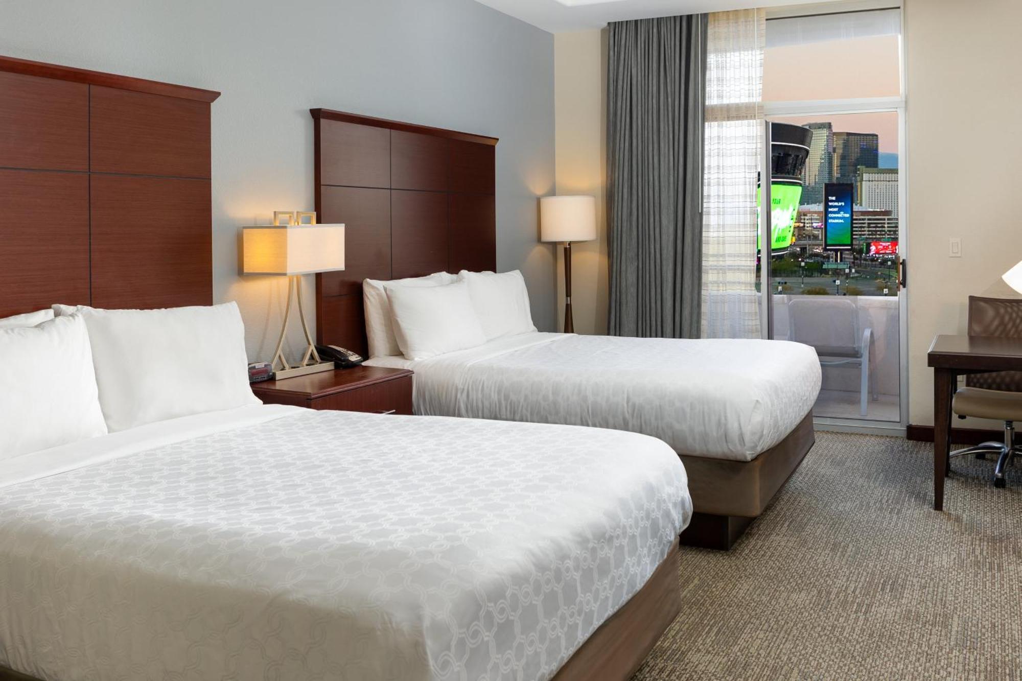 Staybridge Vegas - Stadium District 3* Las Vegas