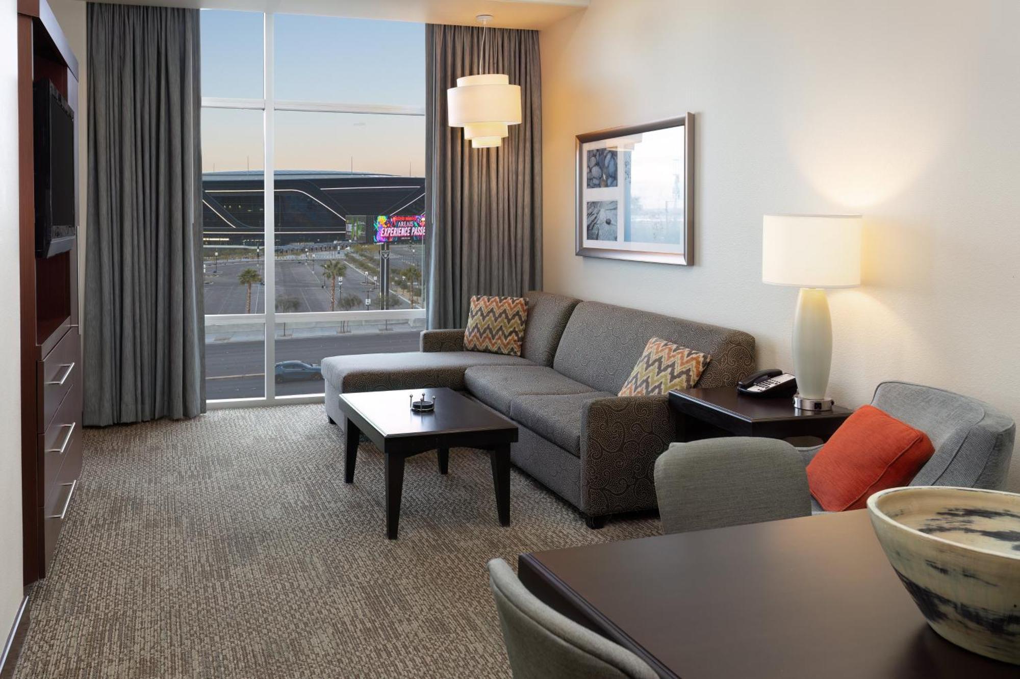 Staybridge Vegas - Stadium District 3*