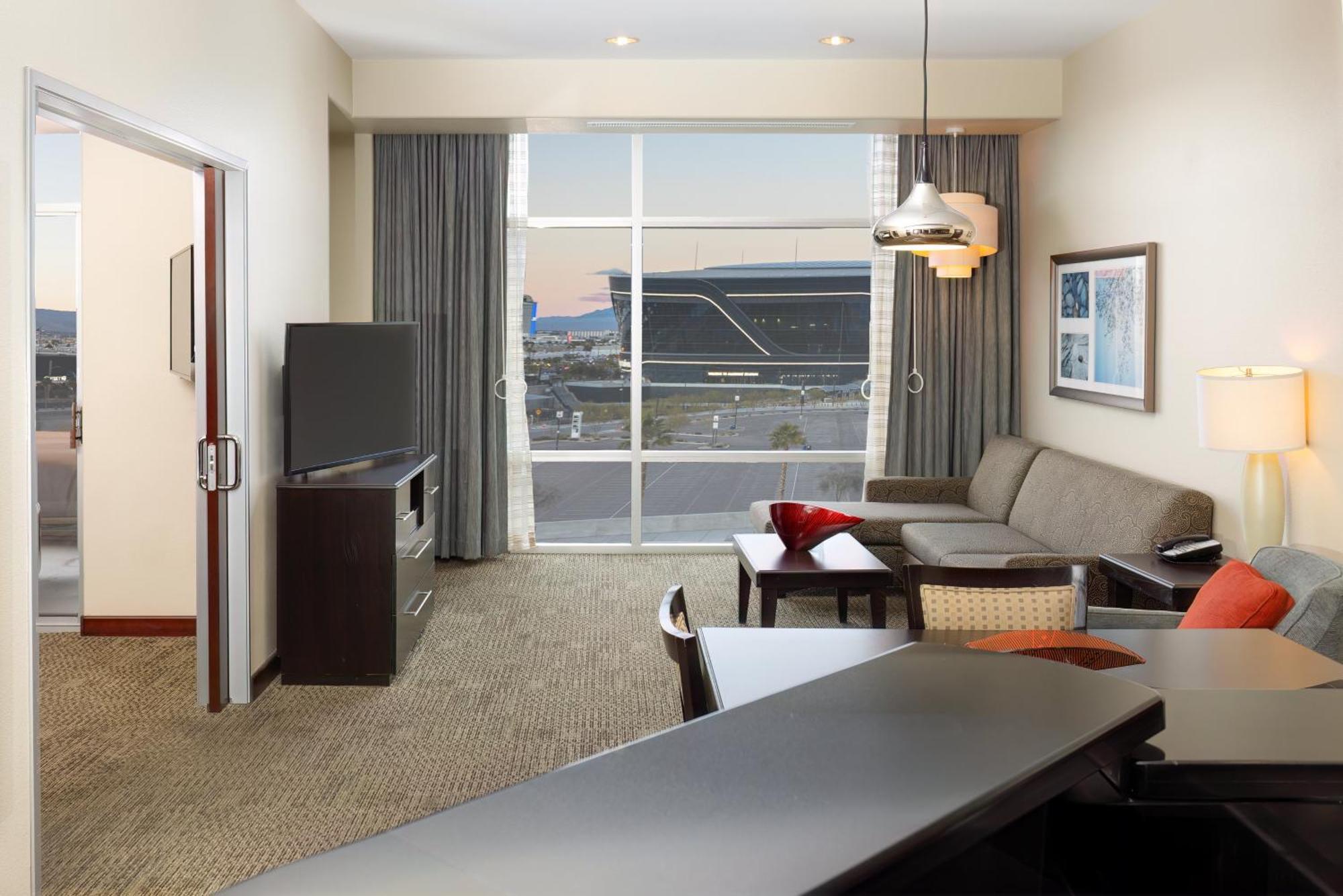 Staybridge Vegas - Stadium District Hotel 3*