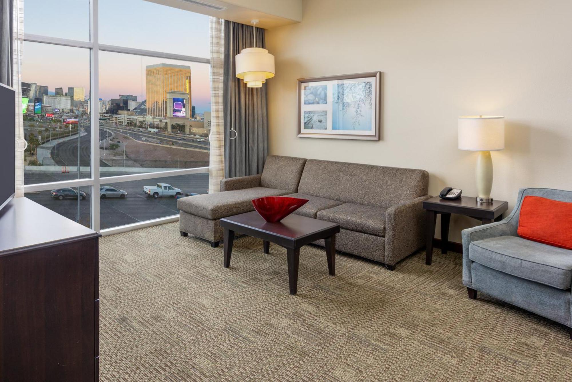 Staybridge Vegas - Stadium District Las Vegas