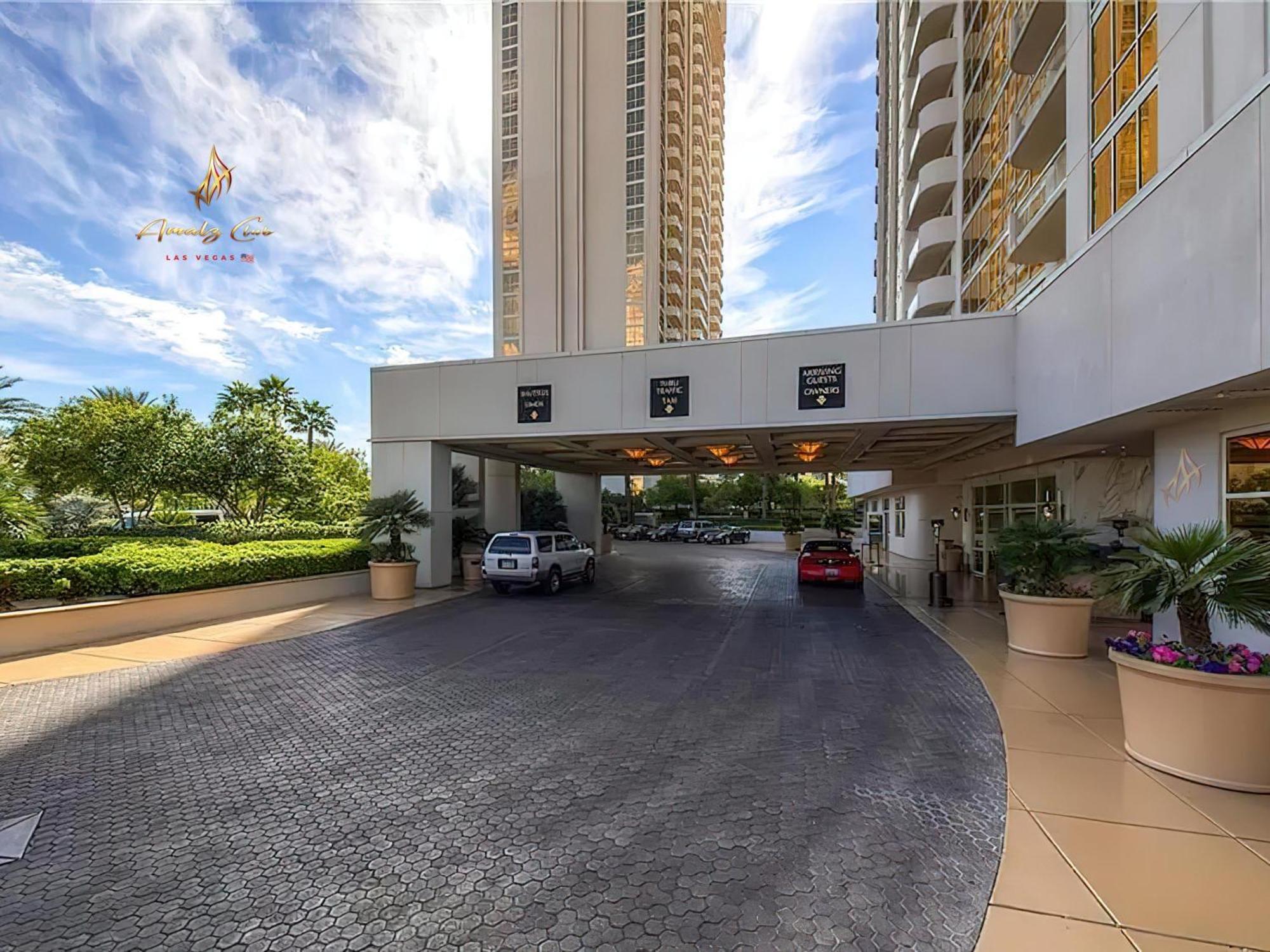 Amalz Two Bedroom Three Bathroom Balcony At Mgm Signature ! Aparthotel *