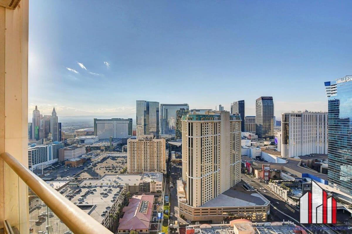 Mgm Signature-34-709 F1 Track & Strip View Balcony Holiday home *