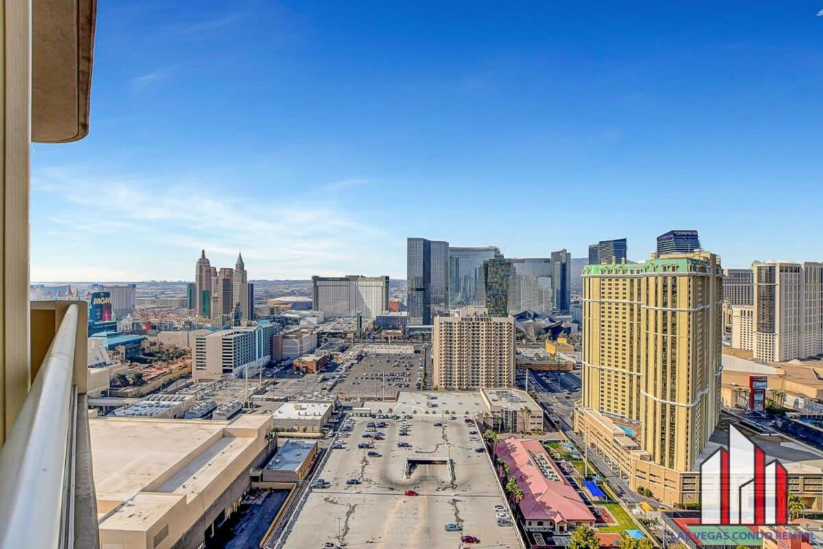 Mgm Signature-32-607 F1 Track & Strip View Balcony Holiday home
