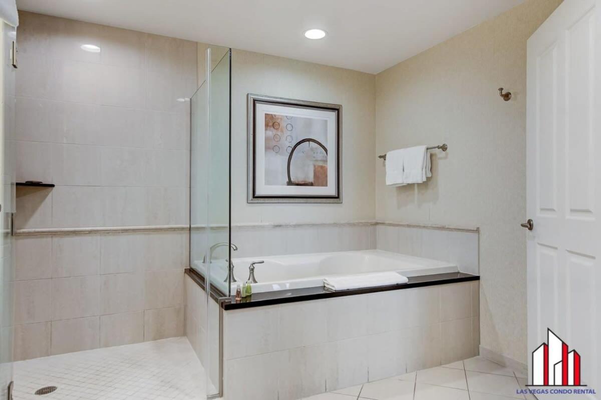 Holiday home Signature 2br3ba Balcony Combo Units 20-618 And 20