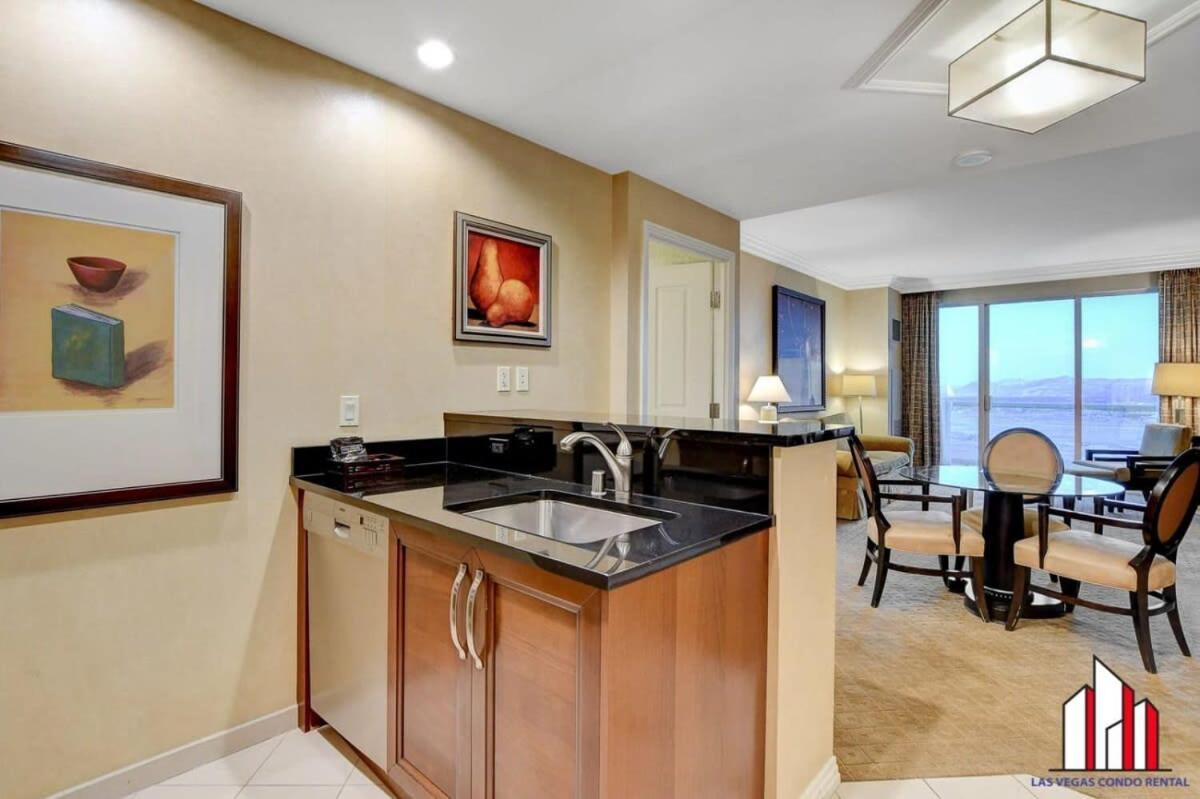 Holiday home Signature 2br3ba Balcony Combo Units 20-618 And 20