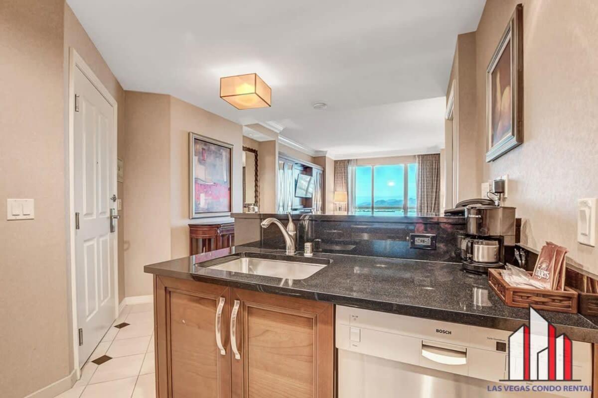 Holiday home Signature 2br3ba Balcony Combo Units 28-602 And 04