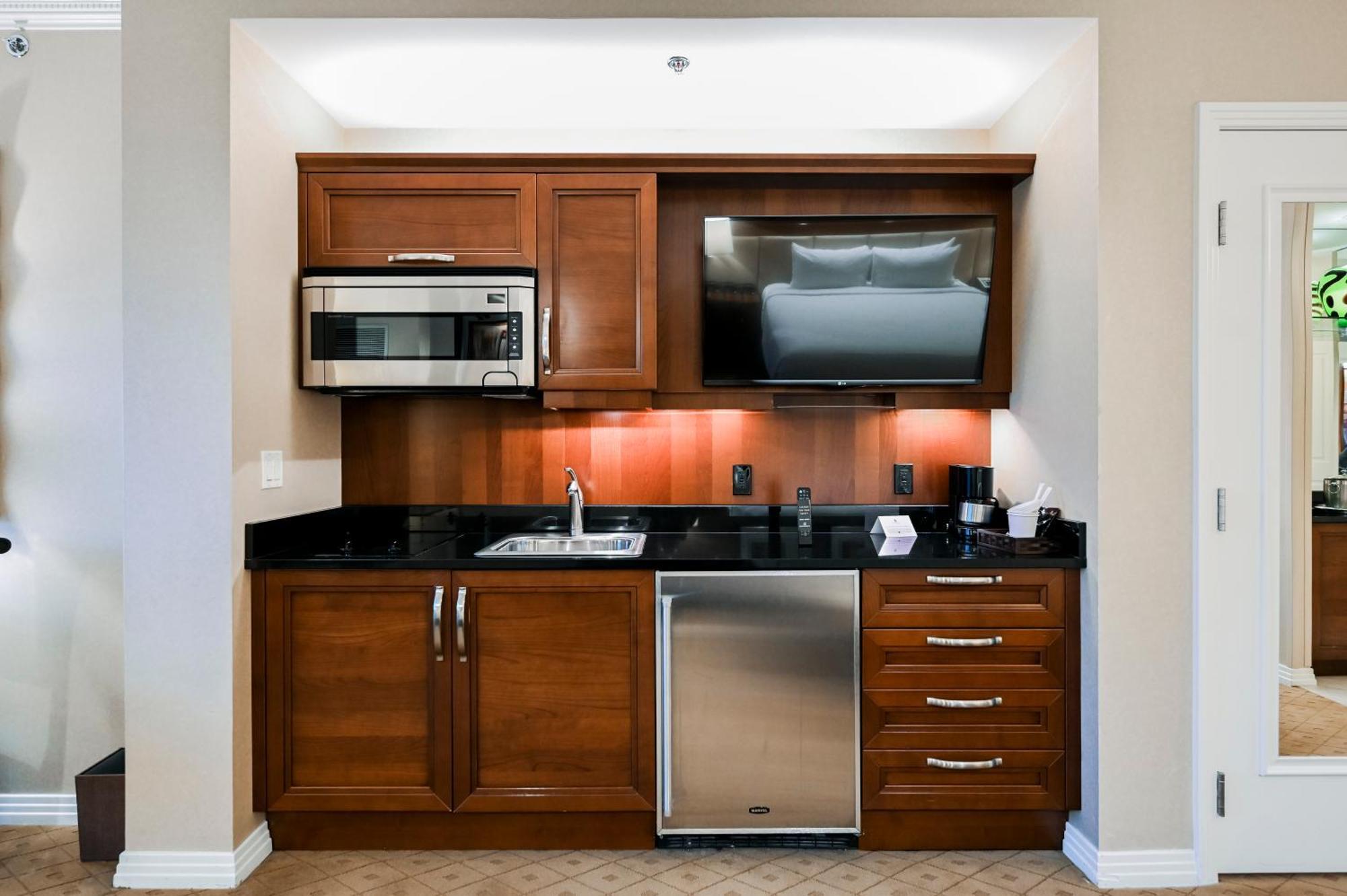 Aparthotel Stripviewsuites At Signature 3*