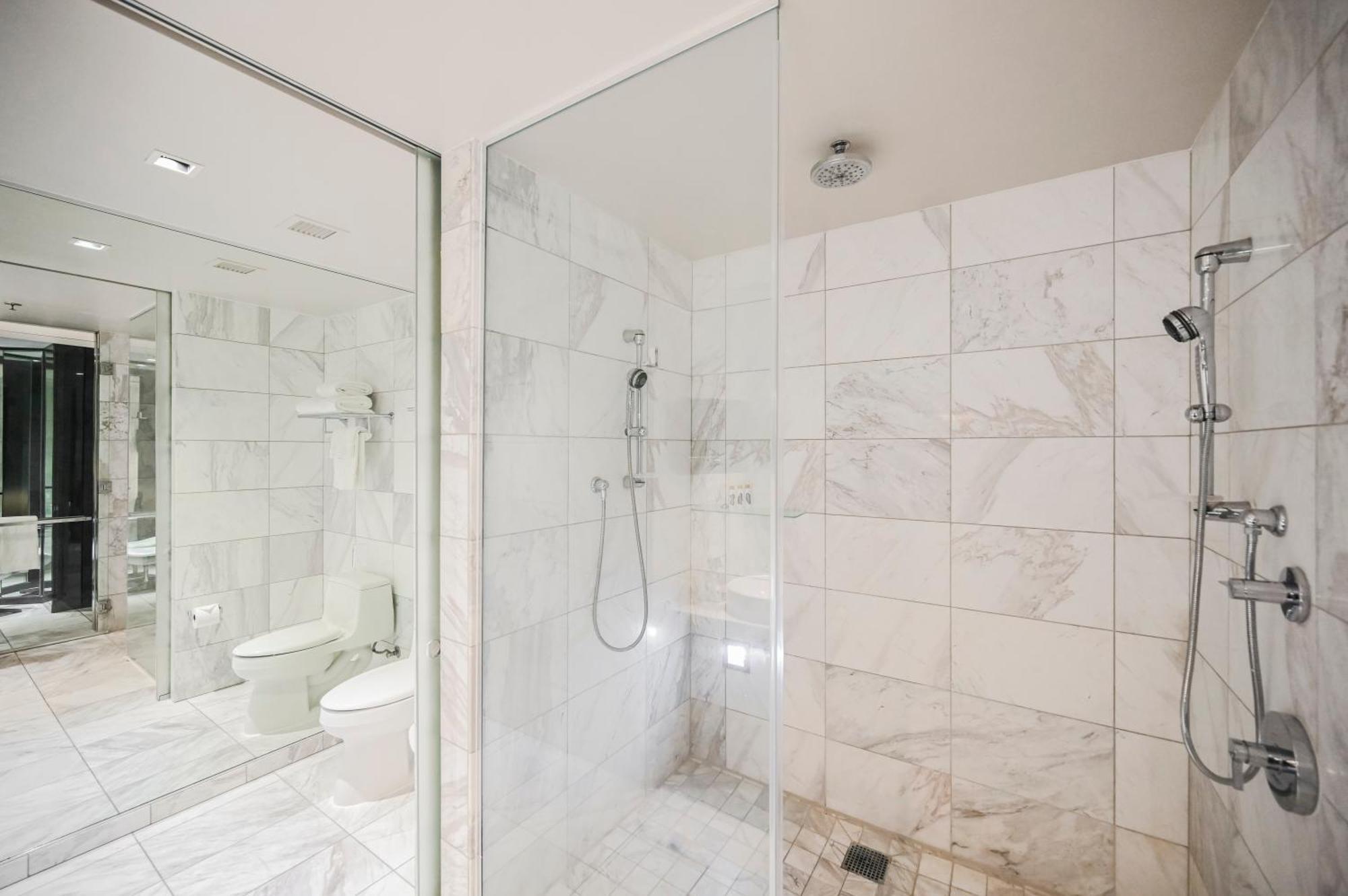 Stripviewsuites Two-bedroom Con-joined Exclusive Aparthotel *