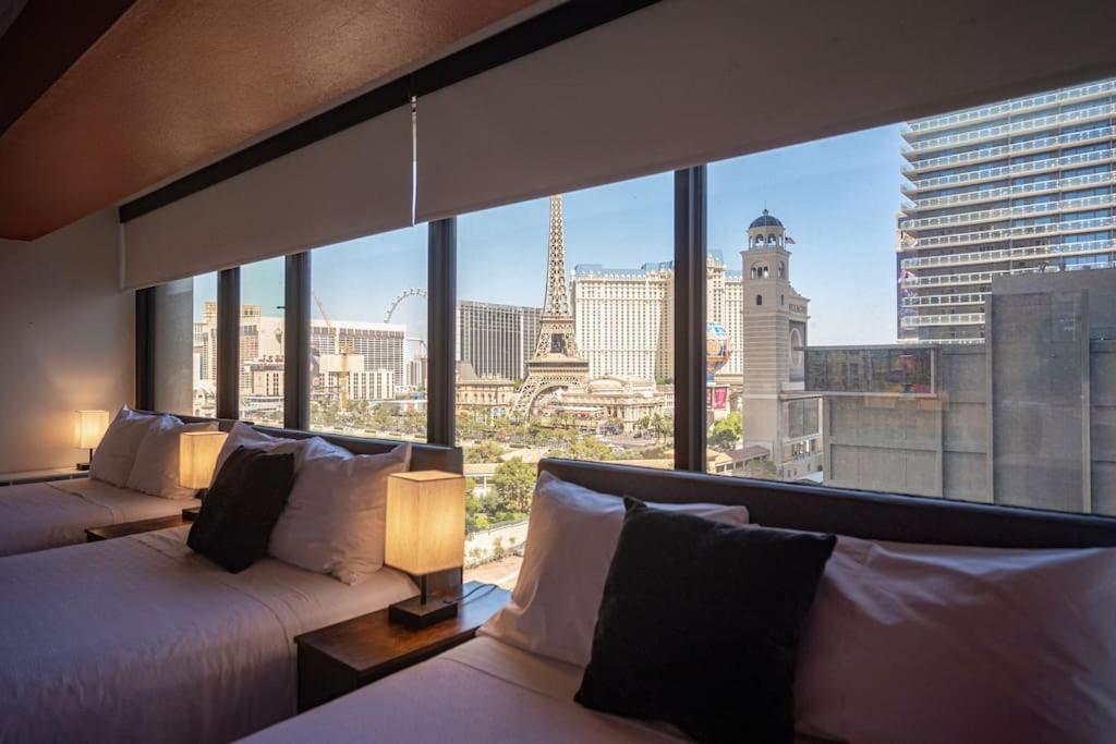 Together - Penthouse - 2 Bed & 2 Bath Apartment